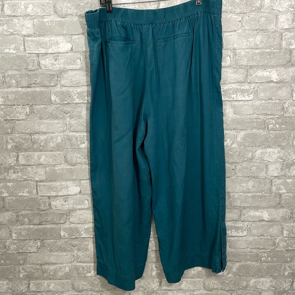 ATHLETA PLAYA LINEN WIDE LEG CROP PANT - Picture 6 of 10